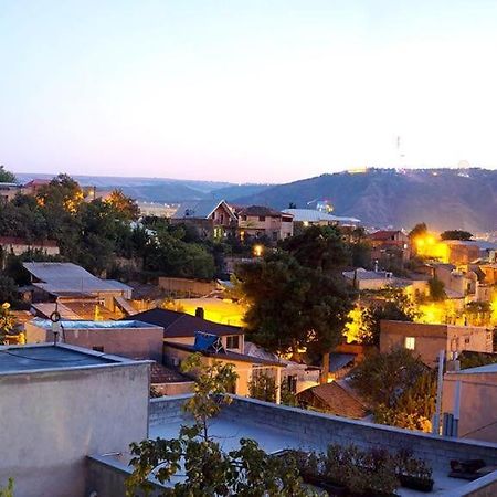 Alex'S Cosy Guesthouse Tbilisi Esterno foto