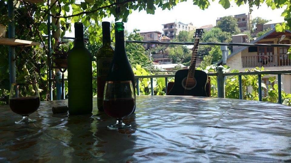 Alex'S Cosy Guesthouse Tbilisi Esterno foto